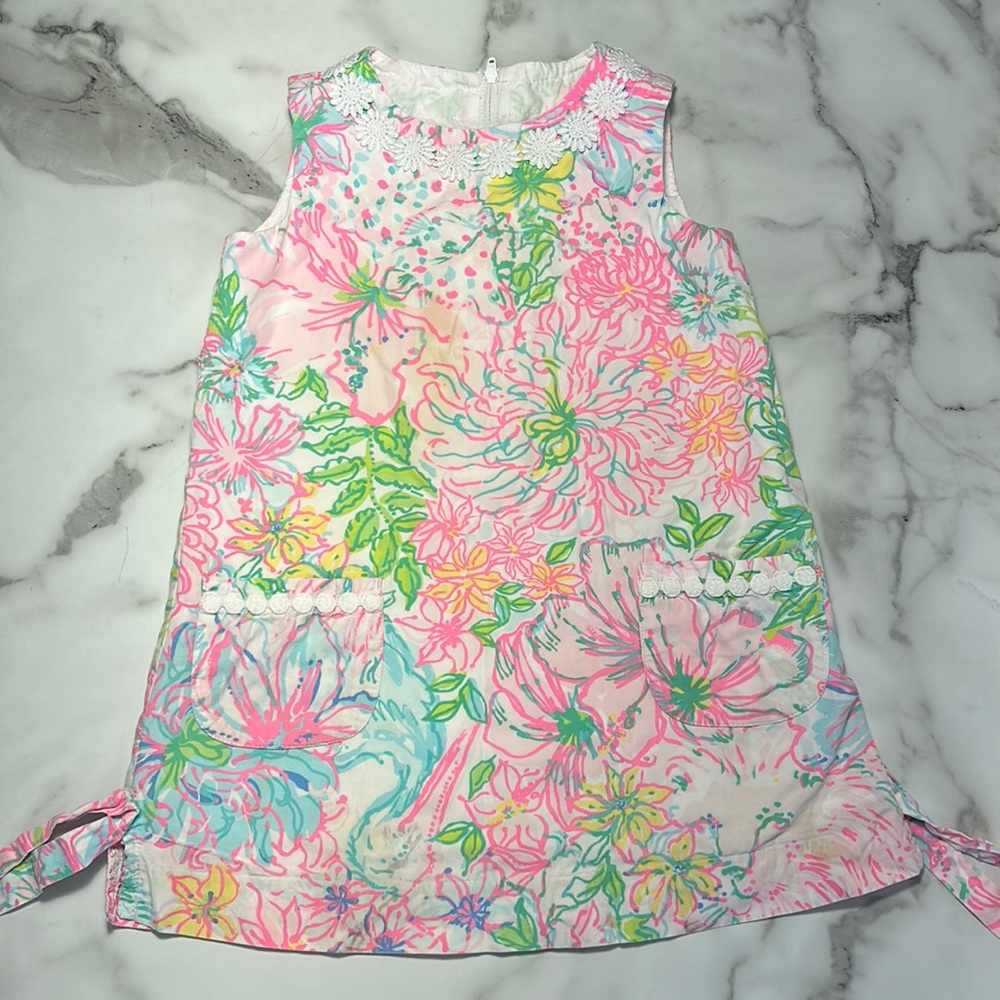 Lilly Pulitzer shift dress sz4 stained